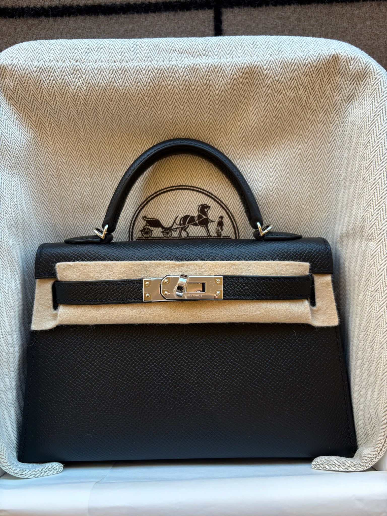 Hermès Mini Kelly Black Epsom PHW