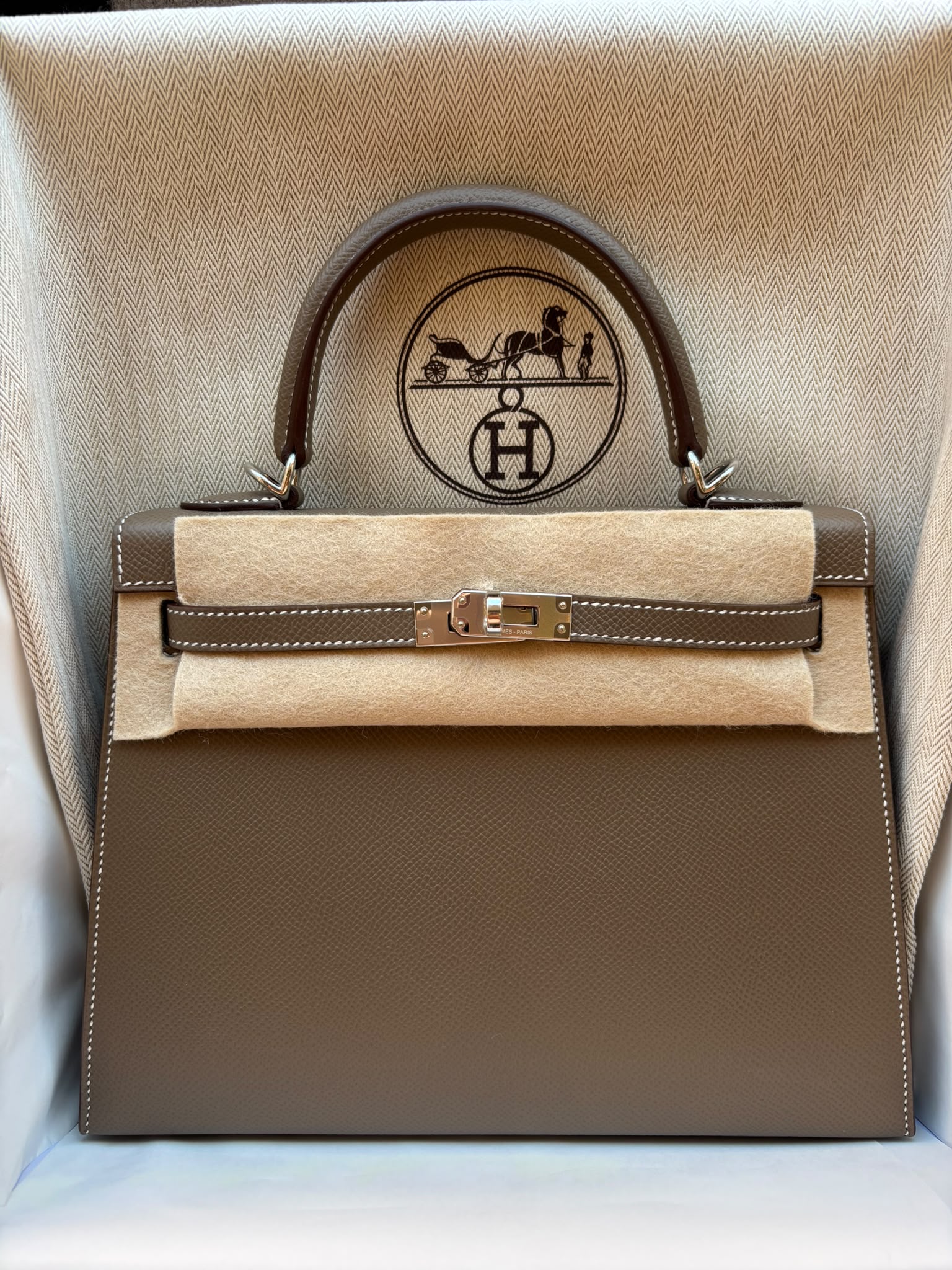 Hermès Kelly 25 Etoupe Epsom PHW