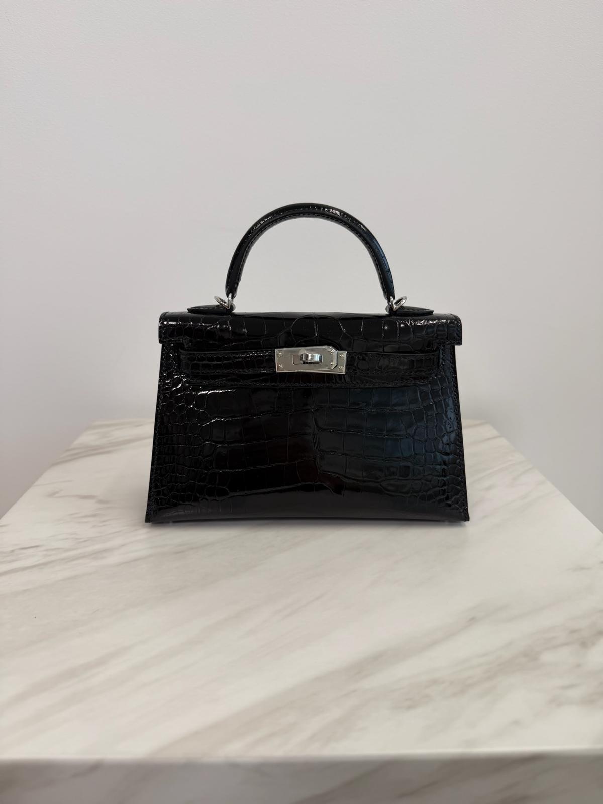 Hermès Mini Kelly Black Shiny Alligator Palladium Hardware
